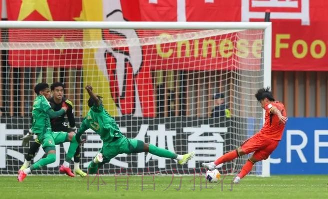 一球憾负韩国 国足继续坚定前行